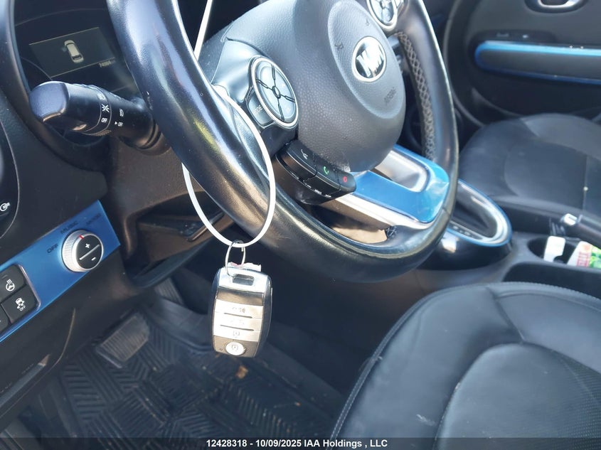 KNDJP3A50K7693304 2019 KIA SOUL photo no. 11