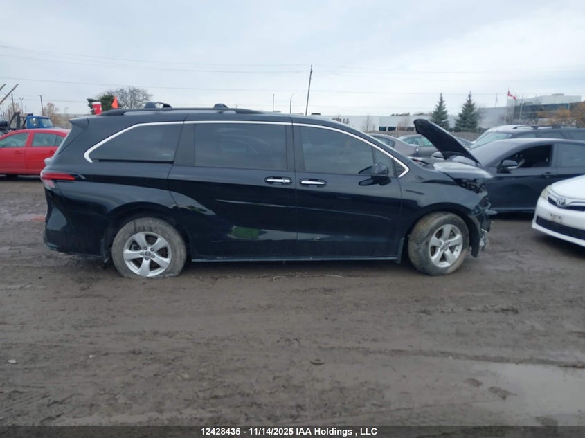 5TDGRKEC4PS157380 2023 TOYOTA SIENNA photo no. 13
