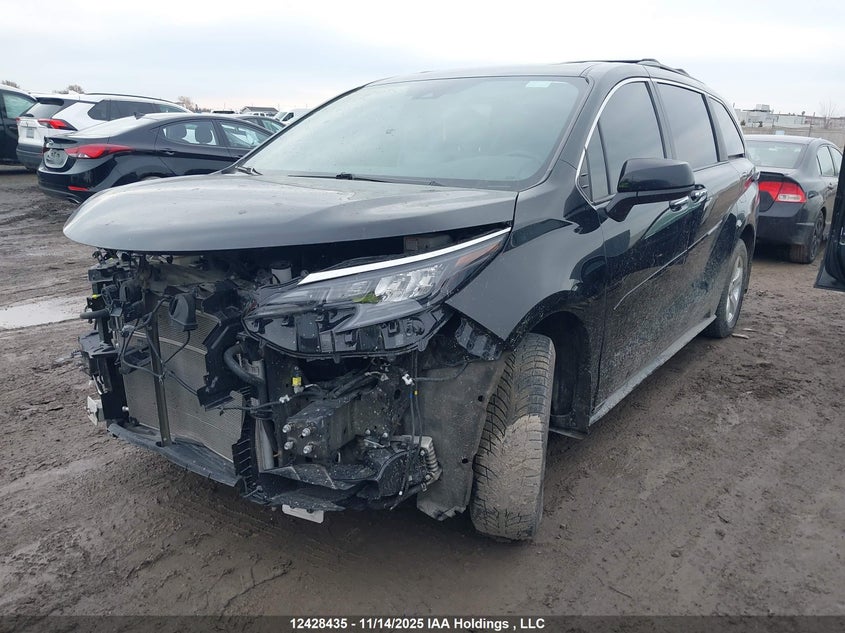 5TDGRKEC4PS157380 2023 TOYOTA SIENNA photo no. 2