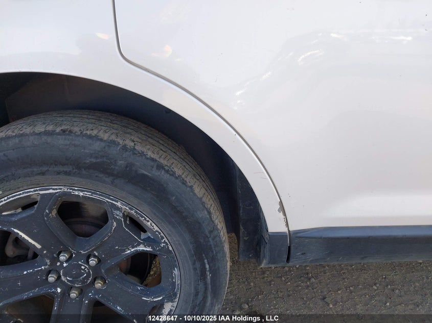 2FMDK3JC9BBB28532 2011 FORD EDGE photo no. 19