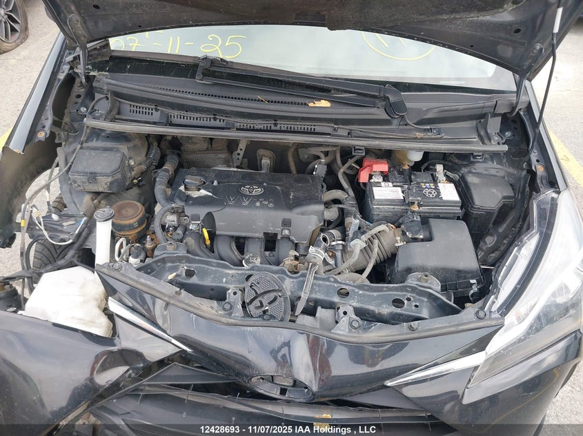 VNKKTUD37KA106106 2019 TOYOTA YARIS photo no. 10