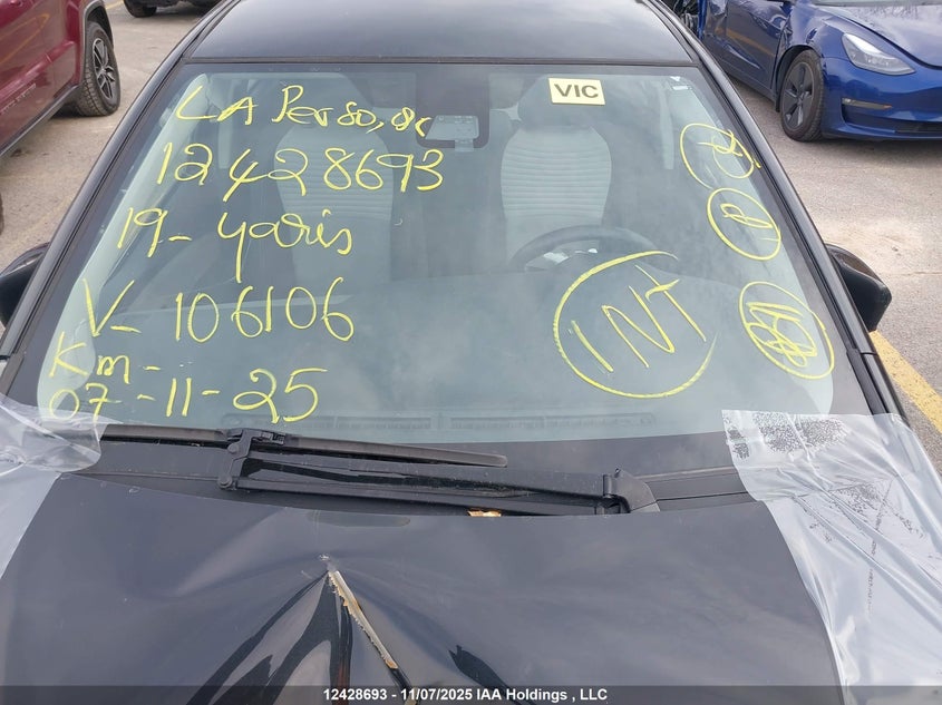 VNKKTUD37KA106106 2019 TOYOTA YARIS photo no. 17
