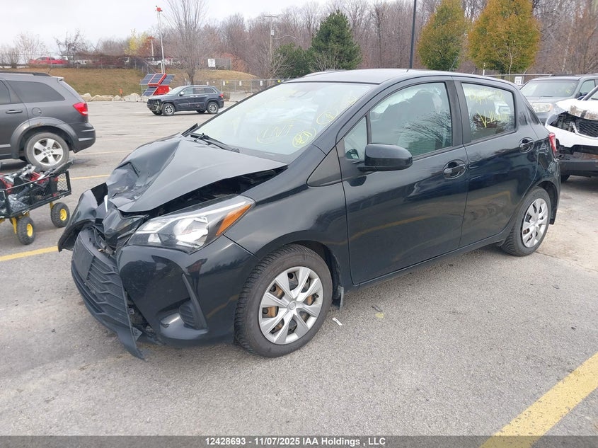 VNKKTUD37KA106106 2019 TOYOTA YARIS photo no. 2