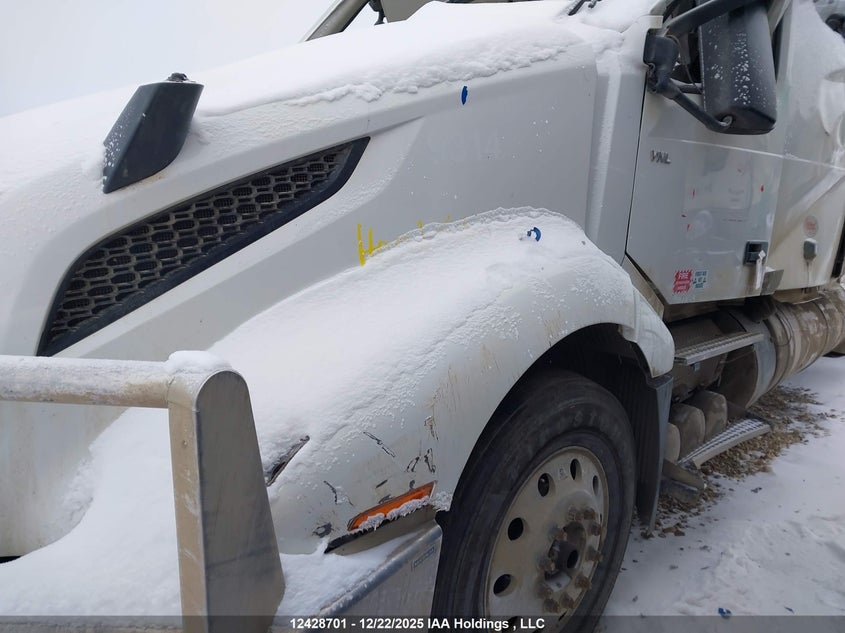 4V4NC9EJ0SN666028 2025 VOLVO  photo no. 10