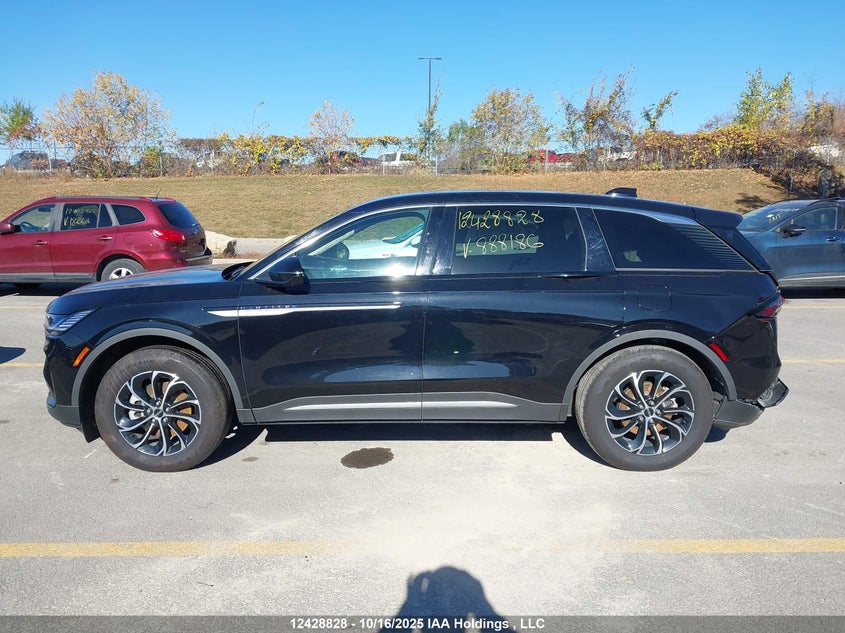 2025 Lincoln Nautilus VIN: 5LMPJ8J44SJ888186 Lot: 12428828