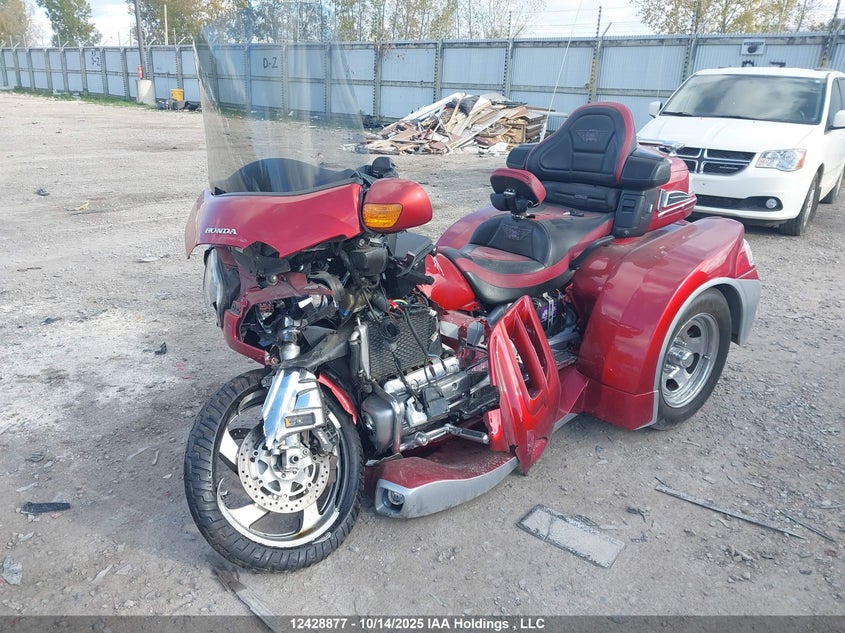 1HFSC47H08A706044 2008 HONDA GL1800C photo no. 2
