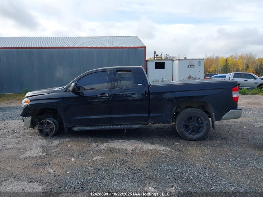 5TFUY5F11HX584189 2017 TOYOTA TUNDRA photo no. 14