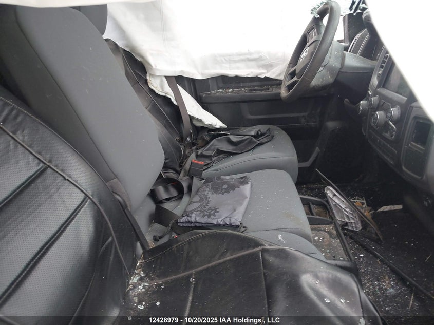 1C6RR7KT3LS112532 2020 RAM 1500 photo no. 5
