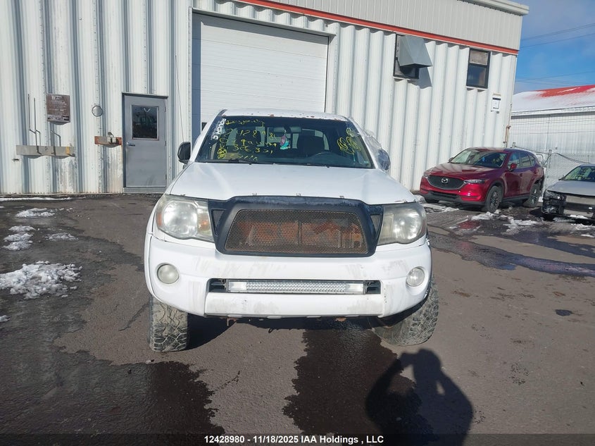 5TELU42NX7Z326321 2007 TOYOTA TACOMA photo no. 13