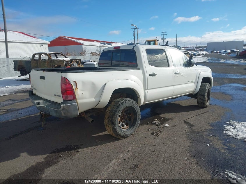 5TELU42NX7Z326321 2007 TOYOTA TACOMA photo no. 4