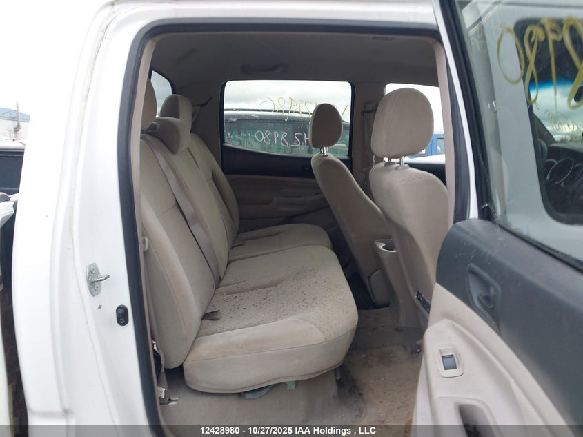 5TELU42NX7Z326321 2007 TOYOTA TACOMA photo no. 8