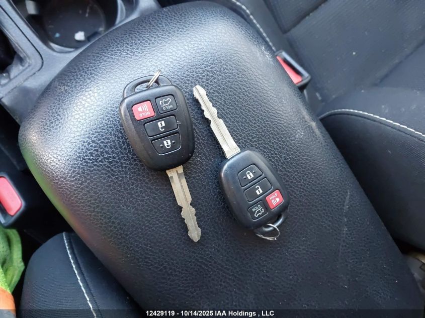 2017 Toyota Rav4 Xle VIN: 2T3WFREV5HW372118 Lot: 12429119