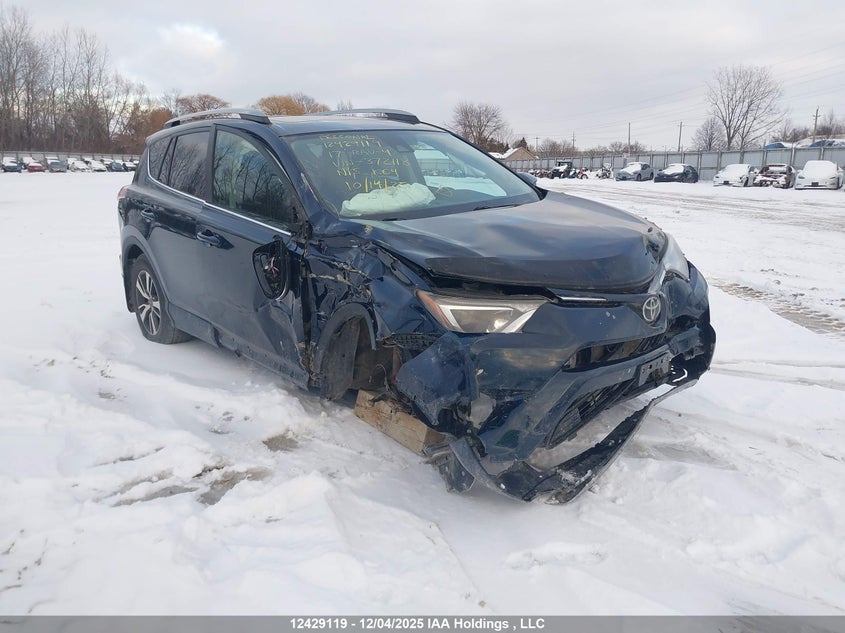 2T3WFREV5HW372118 2017 TOYOTA RAV 4 photo no. 1