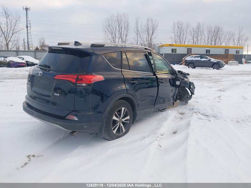 2T3WFREV5HW372118 2017 TOYOTA RAV 4 photo no. 4