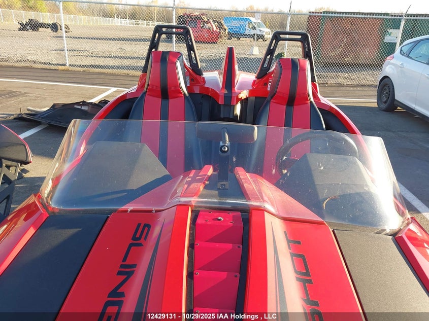 57XAAPFA4F5101152 2015 POLARIS SLINGSHOT photo no. 12