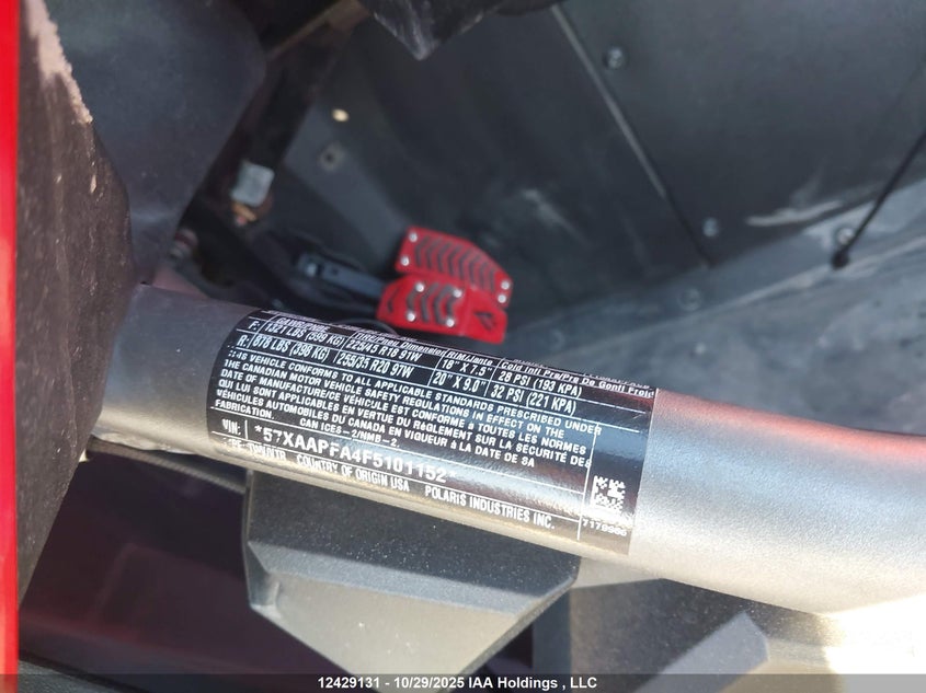 57XAAPFA4F5101152 2015 POLARIS SLINGSHOT photo no. 13