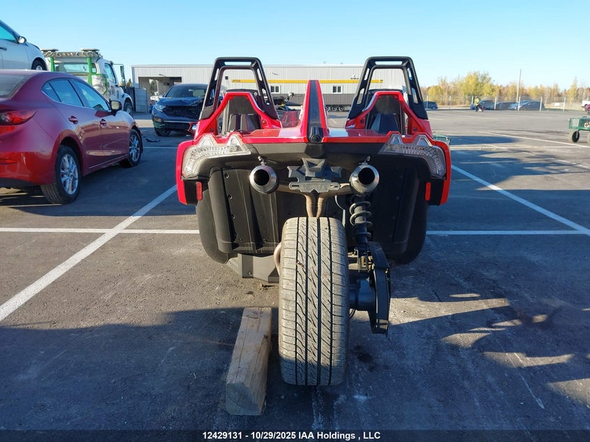 57XAAPFA4F5101152 2015 POLARIS SLINGSHOT photo no. 6