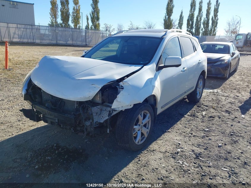 JN8AS5MV0DW120129 2013 NISSAN ROGUE photo no. 2