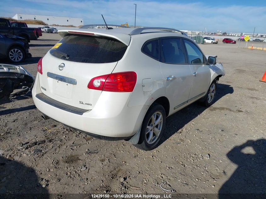 JN8AS5MV0DW120129 2013 NISSAN ROGUE photo no. 4
