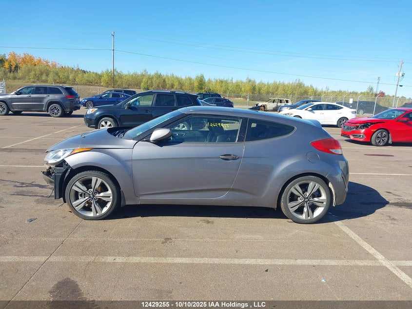 2013 Hyundai Veloster Tech VIN: KMHTC6AD6DU143280 Lot: 12429255