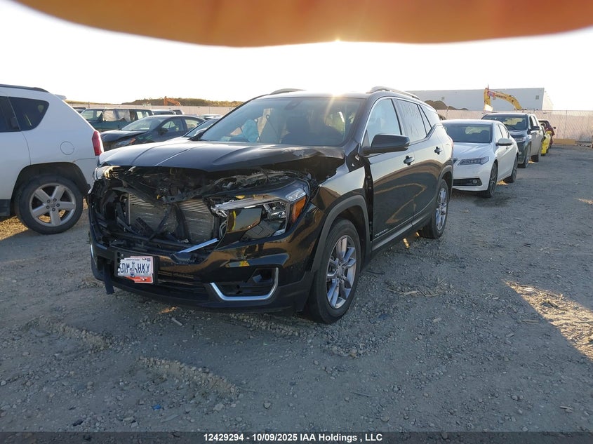 3GKALVEV4NL127653 2022 GMC TERRAIN photo no. 2