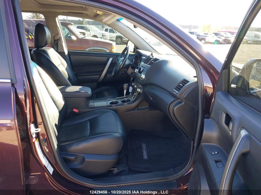 2011 Toyota Highlander Se VIN: 5TDBK3EH6BS055832 Lot: 12429456