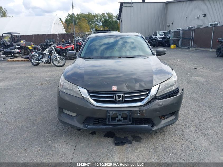2015 Honda Accord Touring VIN: 1HGCR2F97FA806796 Lot: 12429471