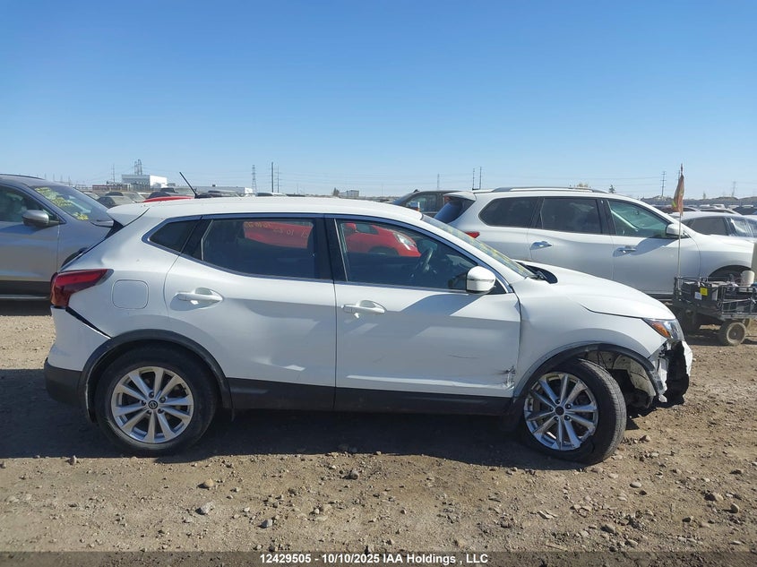 JN1BJ1CR9KW310219 2019 NISSAN QASHQAI photo no. 14