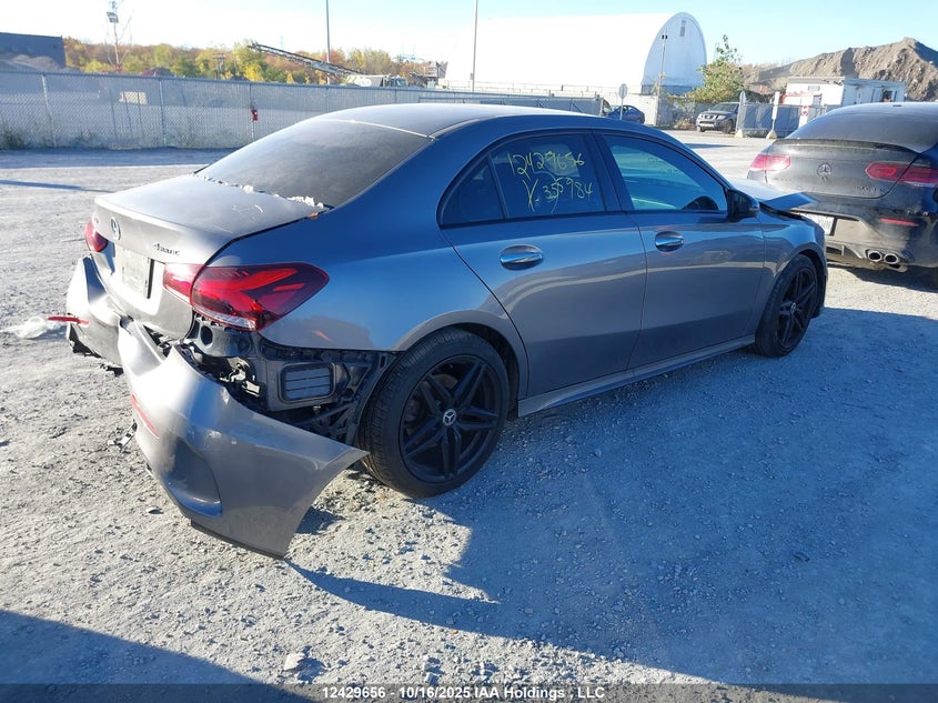 2022 Mercedes-Benz A 220 4Matic VIN: W1K3G4FBXNJ355984 Lot: 12429656