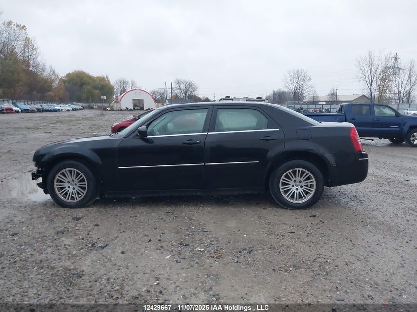 2009 Chrysler 300 Touring VIN: 2C3KA53V79H520896 Lot: 12429667
