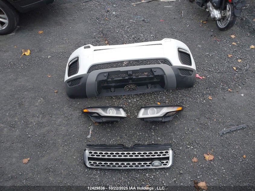 SALVR2RX5JH299343 2018 LAND ROVER RANGE ROVER EVOQUE photo no. 12