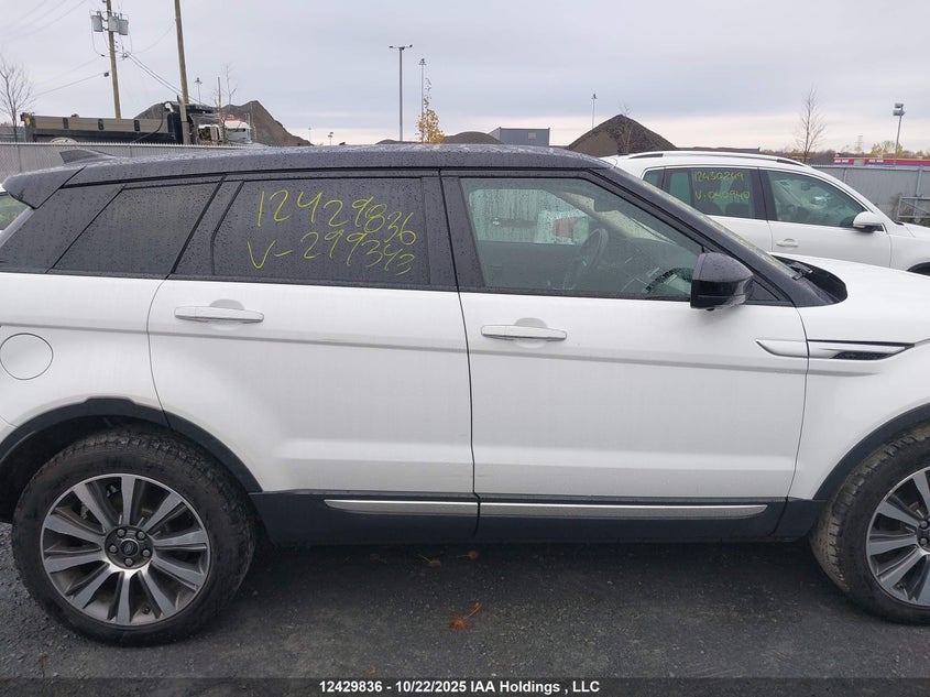 SALVR2RX5JH299343 2018 LAND ROVER RANGE ROVER EVOQUE photo no. 14