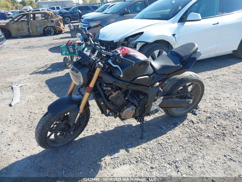 MLHRH0261N5300073 2022 HONDA CB photo no. 2