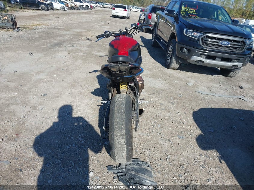 MLHRH0261N5300073 2022 HONDA CB photo no. 6