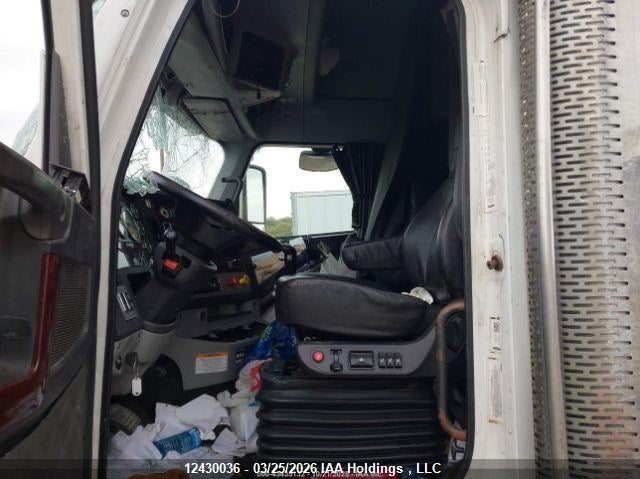 2017 OTHER FREIGHTLINER SD122 TRUCK 14.8L 6