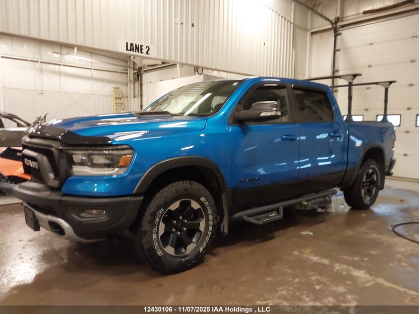 1C6SRFLT2LN419599 2020 RAM 1500 photo no. 2