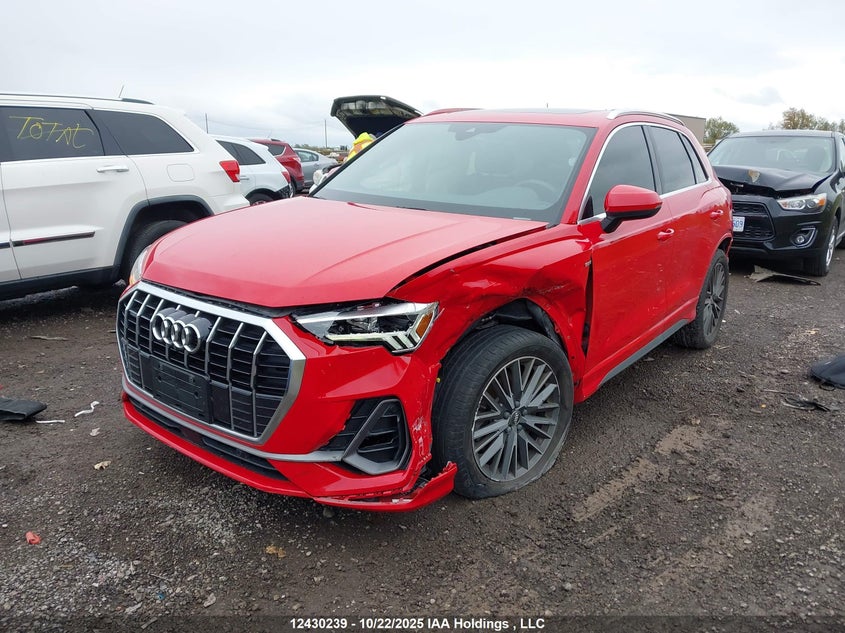 WA1FECF32K1077748 2019 AUDI Q3 photo no. 2