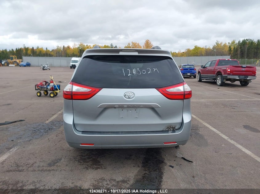 5TDKK3DC2FS613252 2015 TOYOTA SIENNA photo no. 16