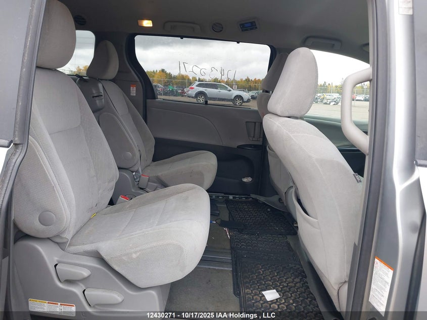5TDKK3DC2FS613252 2015 TOYOTA SIENNA photo no. 8