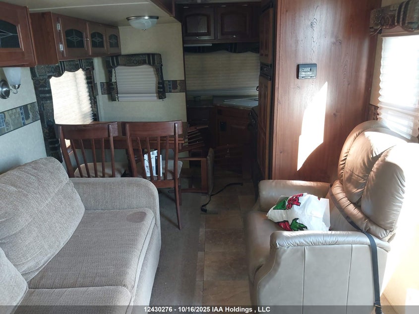 4X4TRLG26B1836799 2011   photo no. 5