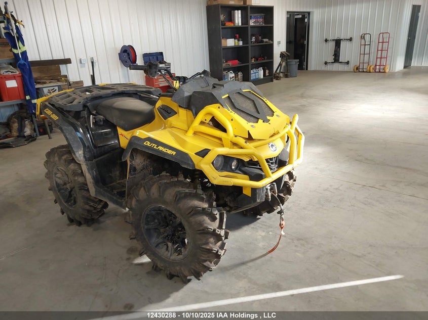 3JBLWAU45MJ001876 2021 Can-Am Outlander X Mr 850 auction photo 1