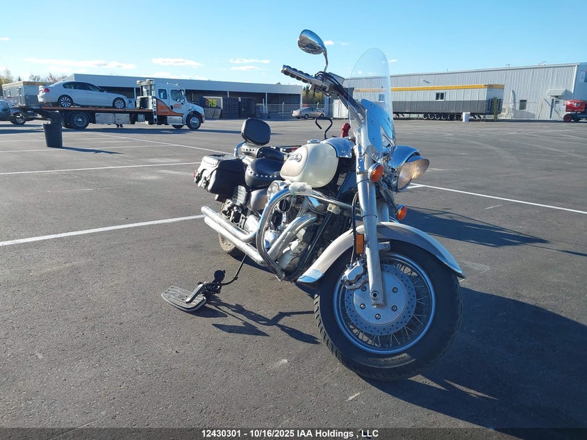 JYAVP07NX2A001927 2002 YAMAHA XV photo no. 9