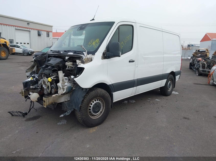 W1Y4DBHY6NP481264 2022 MERCEDES-BENZ SPRINTER photo no. 2