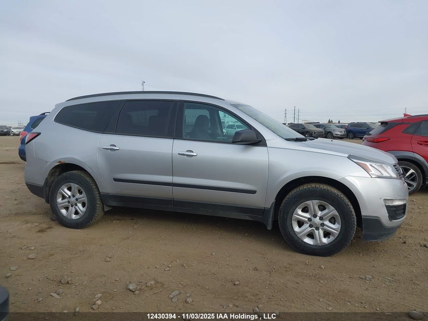 1GNKRFED2EJ258901 2014 CHEVROLET TRAVERSE photo no. 14