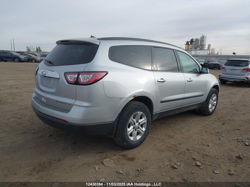1GNKRFED2EJ258901 2014 CHEVROLET TRAVERSE photo no. 4