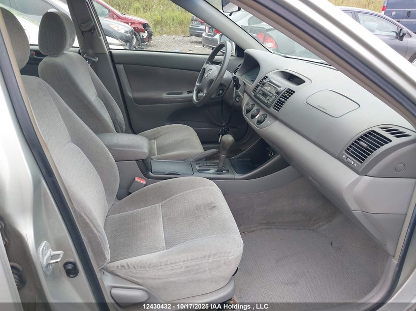 JTDBF32K420081479 2002 TOYOTA CAMRY photo no. 5