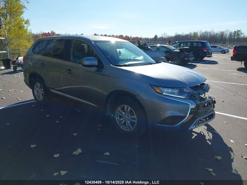 JA4AZ2A39KZ606811 2019 Mitsubishi Outlander Es auction photo 1