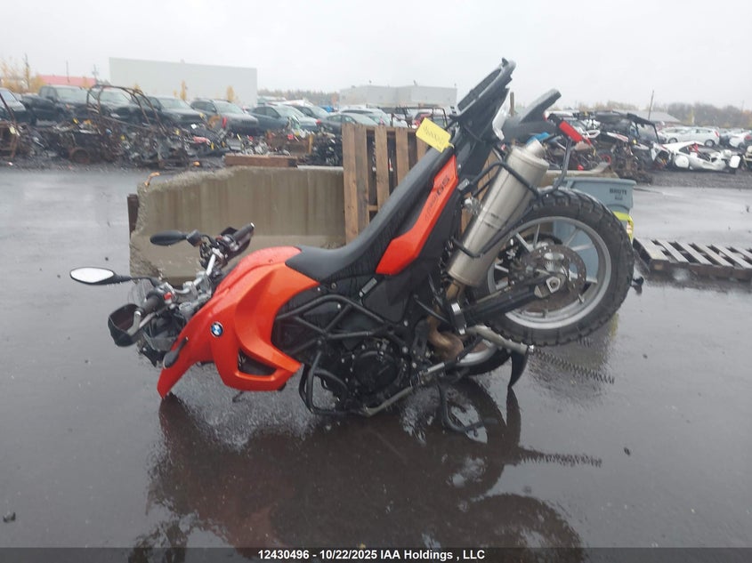WB1021807AZT44066 2010 BMW F 650 photo no. 17