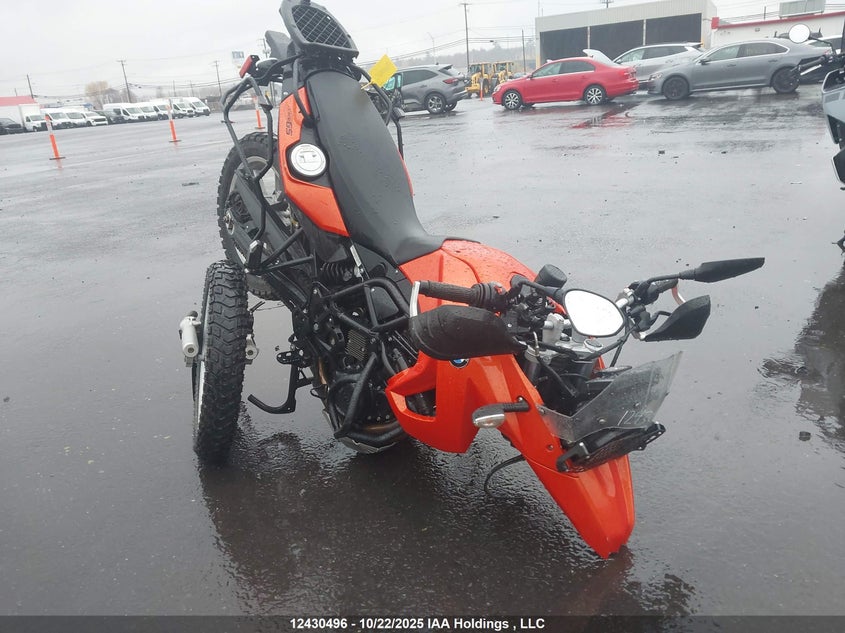 WB1021807AZT44066 2010 BMW F 650 photo no. 1