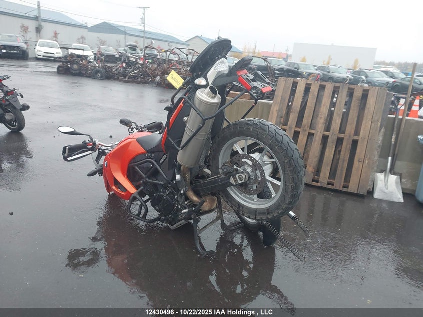 WB1021807AZT44066 2010 BMW F 650 photo no. 3